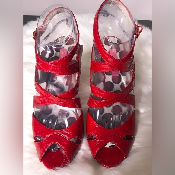 🌞Betsey Johnson Sexy RED Heels 7.5 - Picture 5 of 10